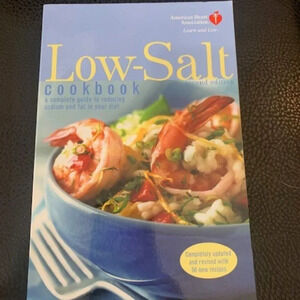 AHA Low-Salt Cookbook EUC‎